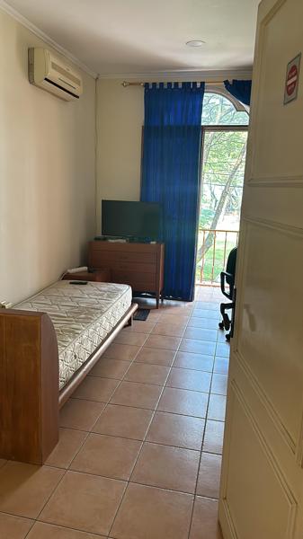 Rumah Disewakan di Cluster Taman Simpruk Lippo Cikarang